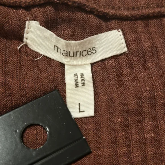 Maurices Heartland Brick Red Ribbed Henley Button Detail Long Sleeve Tee Large - Picture 6 of 8